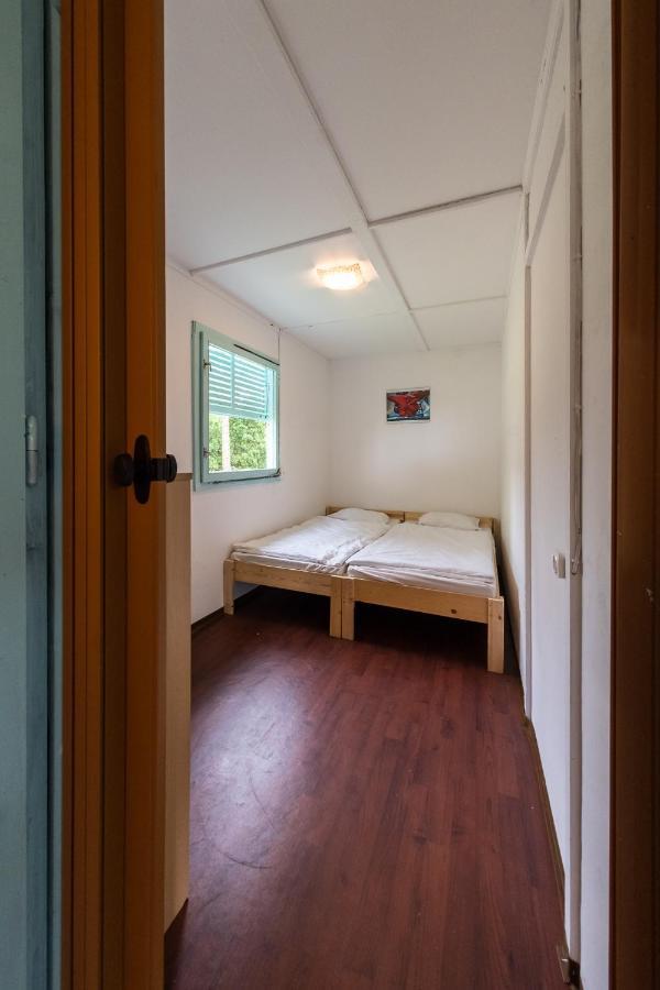 Penge Bungalok * Balatonalmádi